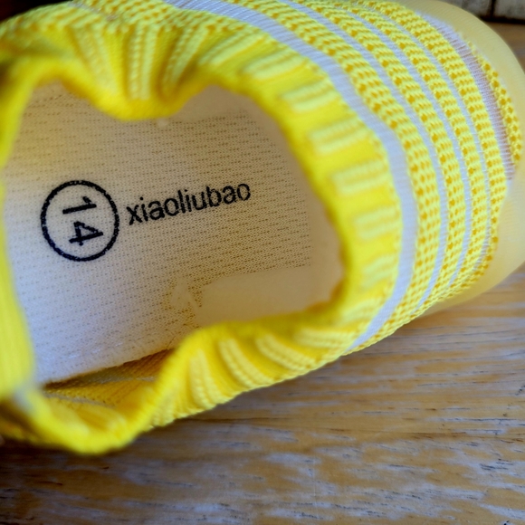 Xiaoliubao Toddler Breathable Mesh Sneakers - Picture 5 of 8